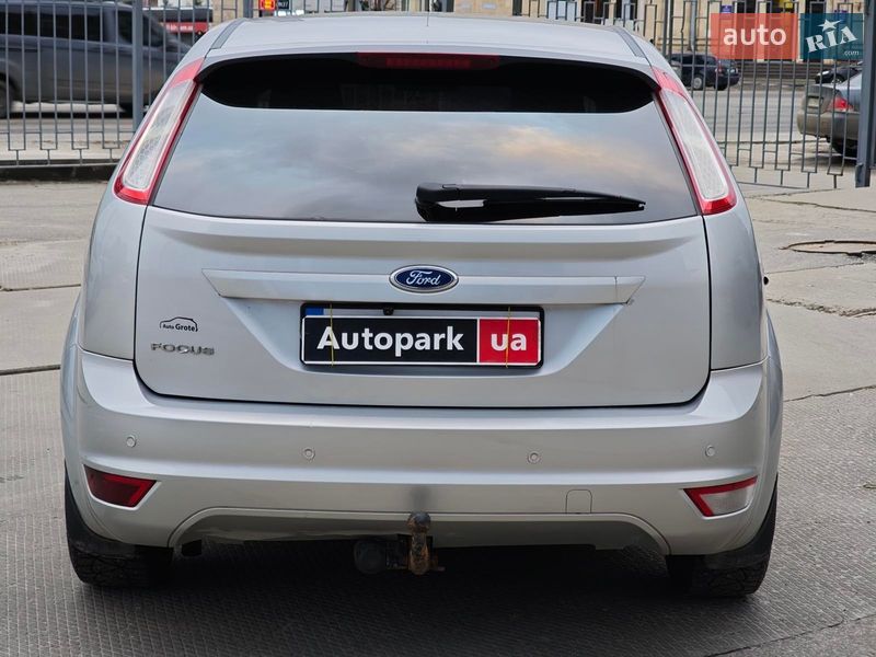 Хэтчбек Ford Focus 2010 в Харькове