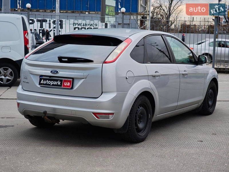 Хэтчбек Ford Focus 2010 в Харькове