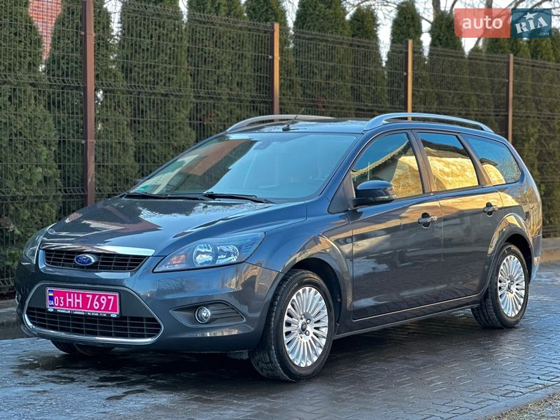 Универсал Ford Focus 2010 в Староконстантинове