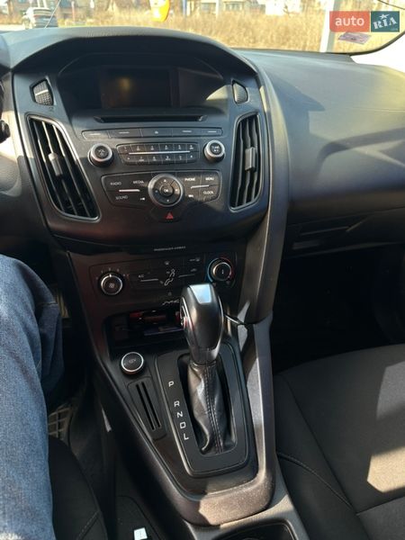Хетчбек Ford Focus 2015 в Івано-Франківську