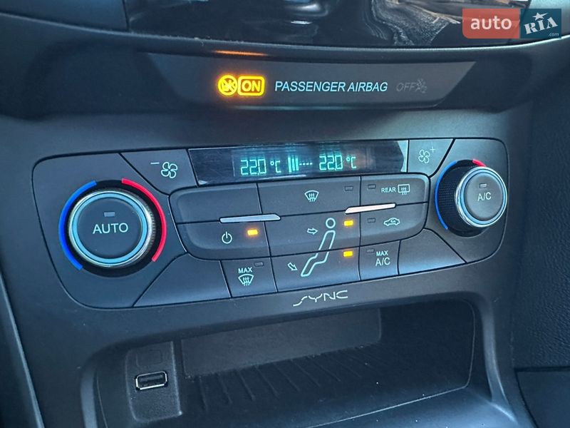 Хэтчбек Ford Focus 2015 в Одессе