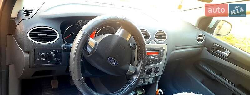 Хэтчбек Ford Focus 2011 в Белгороде-Днестровском