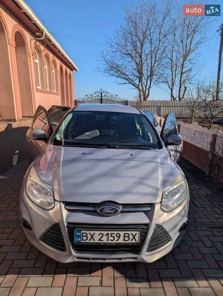 2010 Ford Focus - мініатюра 18