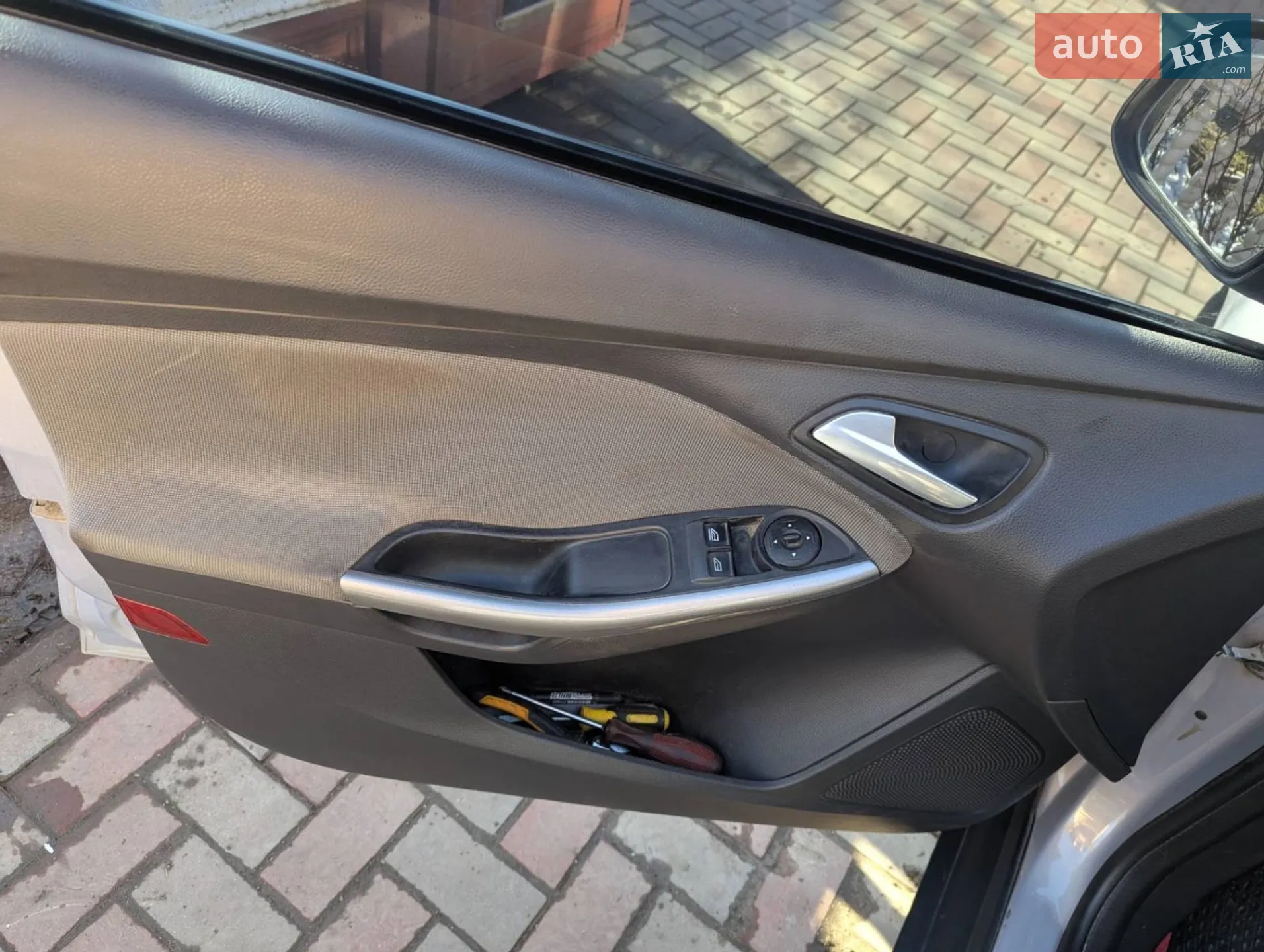 2011 Ford Focus - мініатюра 12