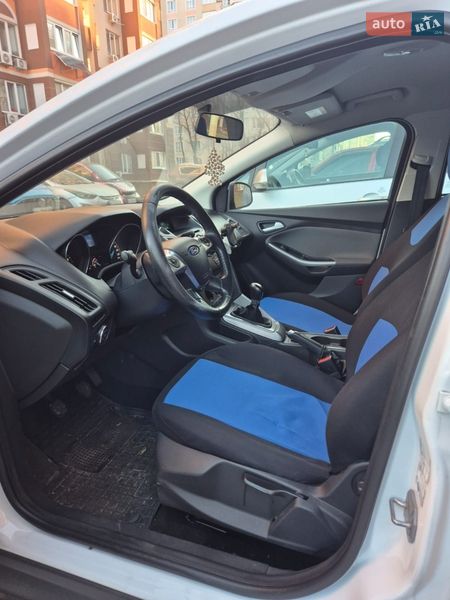 Хэтчбек Ford Focus 2014 в Киеве