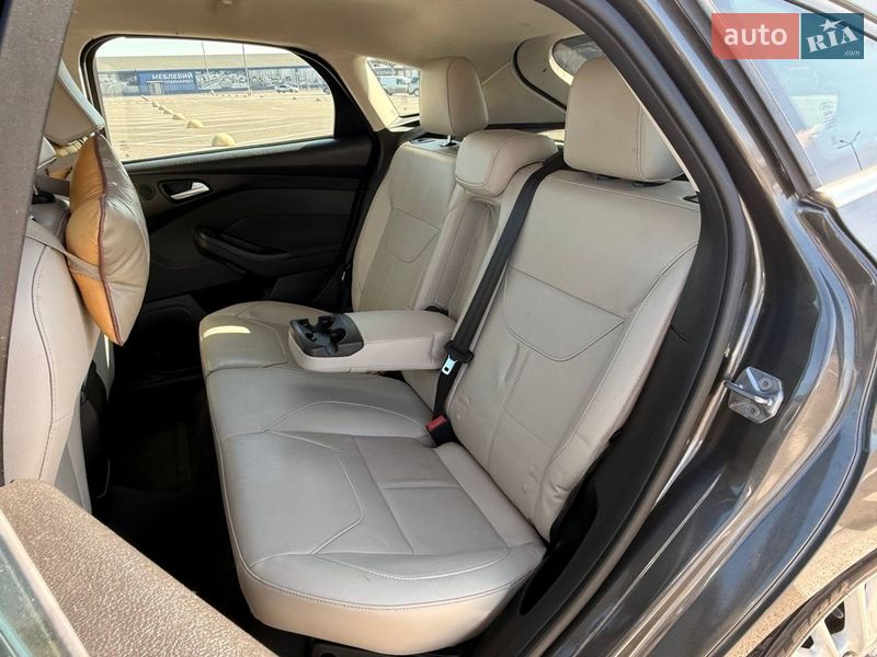 Хэтчбек Ford Focus 2015 в Одессе