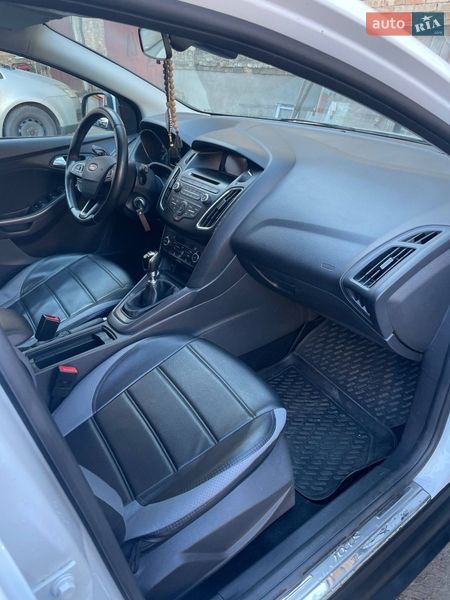 Универсал Ford Focus 2017 в Киеве