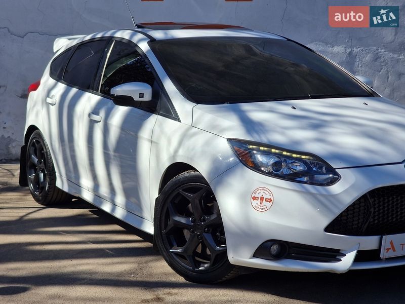 Хэтчбек Ford Focus 2013 в Одессе