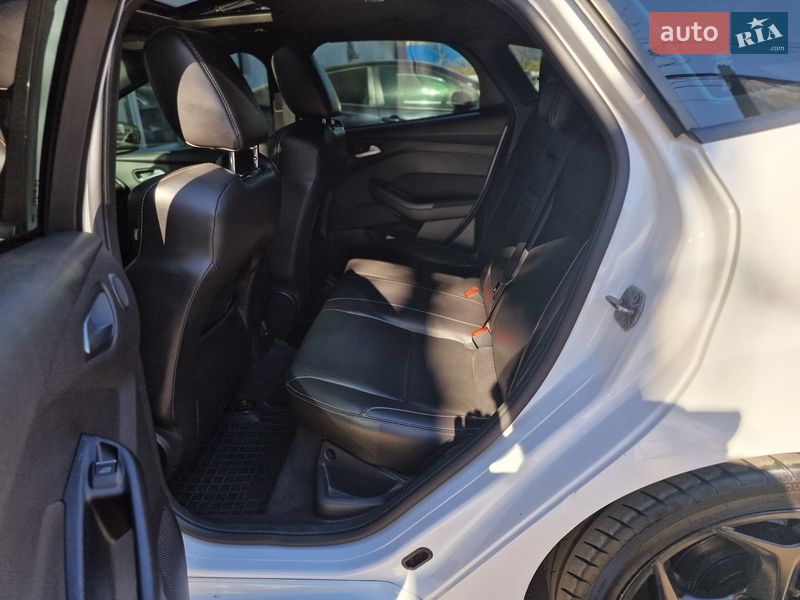 Хэтчбек Ford Focus 2013 в Одессе