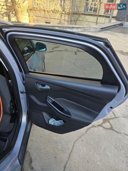 Хэтчбек Ford Focus 2013 в Киеве