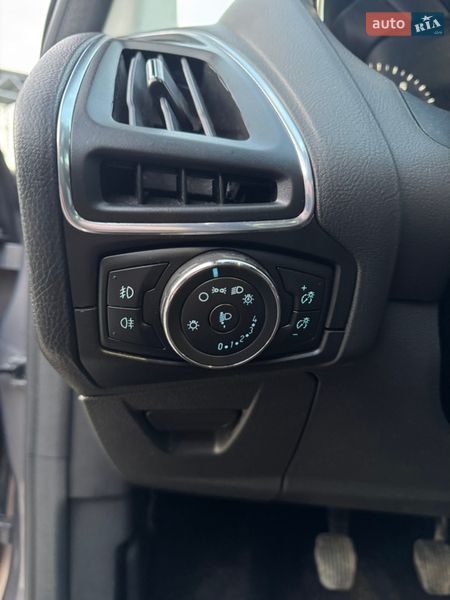 Универсал Ford Focus 2012 в Нововолынске