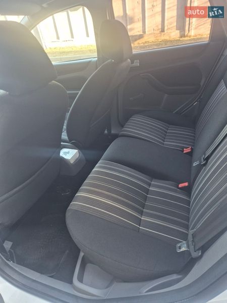 Універсал Ford Focus 2010 в Львові фото 14 Універсал Ford Focus 2010 в Львові
