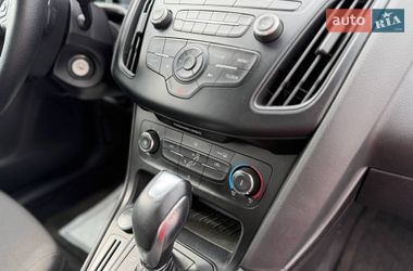 Хэтчбек Ford Focus 2015 в Львове