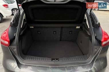 Хэтчбек Ford Focus 2015 в Львове