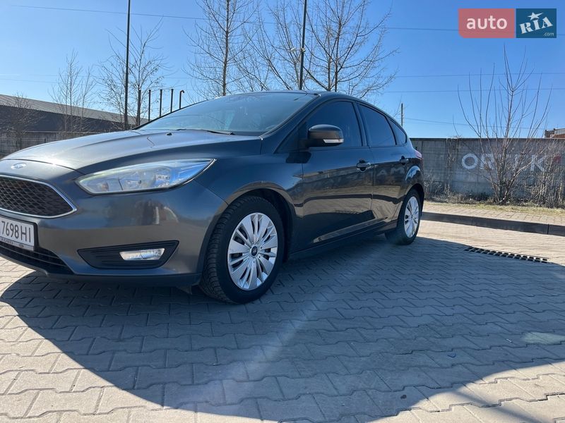 Хетчбек Ford Focus 2017 в Житомирі