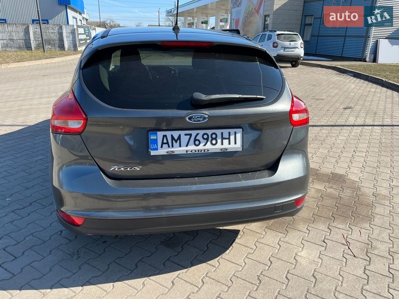 Хетчбек Ford Focus 2017 в Житомирі