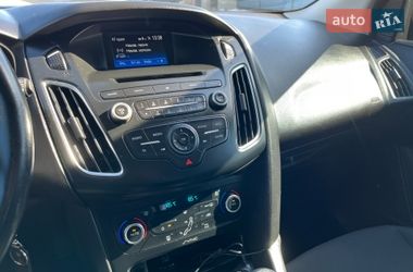 Хэтчбек Ford Focus 2017 в Житомире