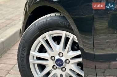 Универсал Ford Focus 2013 в Стрые
