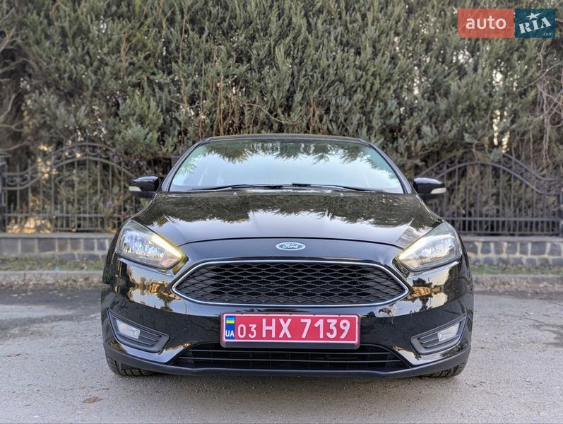 Хэтчбек Ford Focus 2016 в Луцке