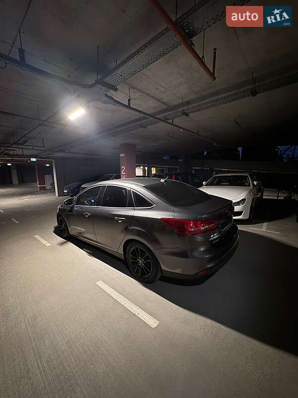 Седан Ford Focus 2016 в Києві