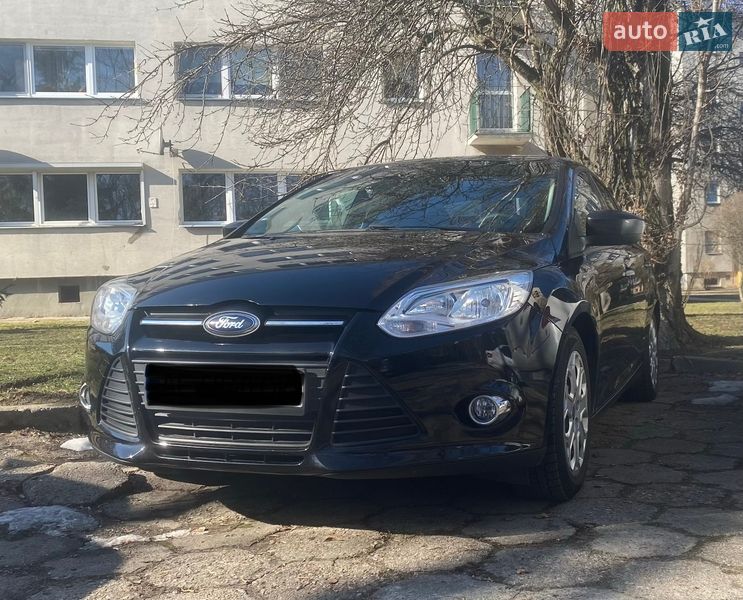 Седан Ford Focus 2012 в Львове