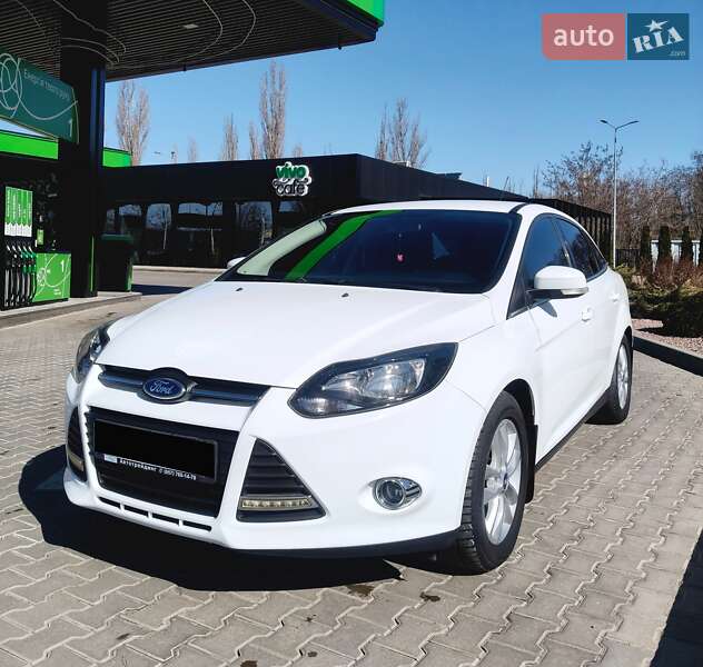 Седан Ford Focus 2013 в Кременчуці фото 6 Седан Ford Focus 2013 в Кременчуці
