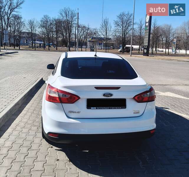Седан Ford Focus 2013 в Кременчуці фото 7 Седан Ford Focus 2013 в Кременчуці