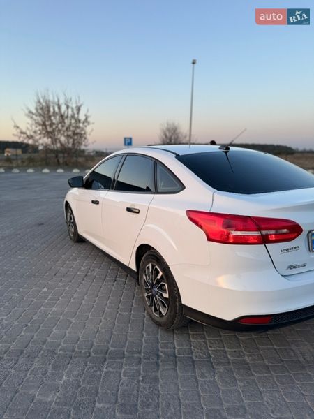 Седан Ford Focus 2018 в Бродах фото 3 Седан Ford Focus 2018 в Бродах