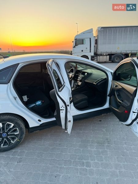 Седан Ford Focus 2018 в Бродах фото 12 Седан Ford Focus 2018 в Бродах