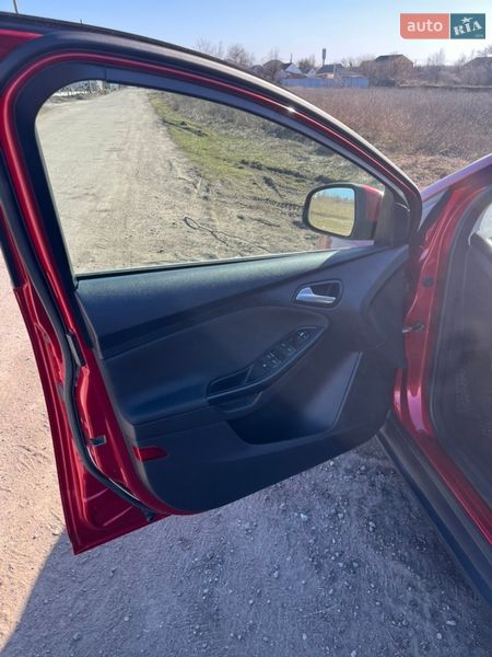 Хэтчбек Ford Focus 2012 в Запорожье