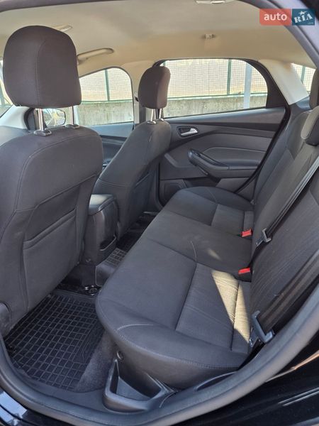 Седан Ford Focus 2017 в Львове