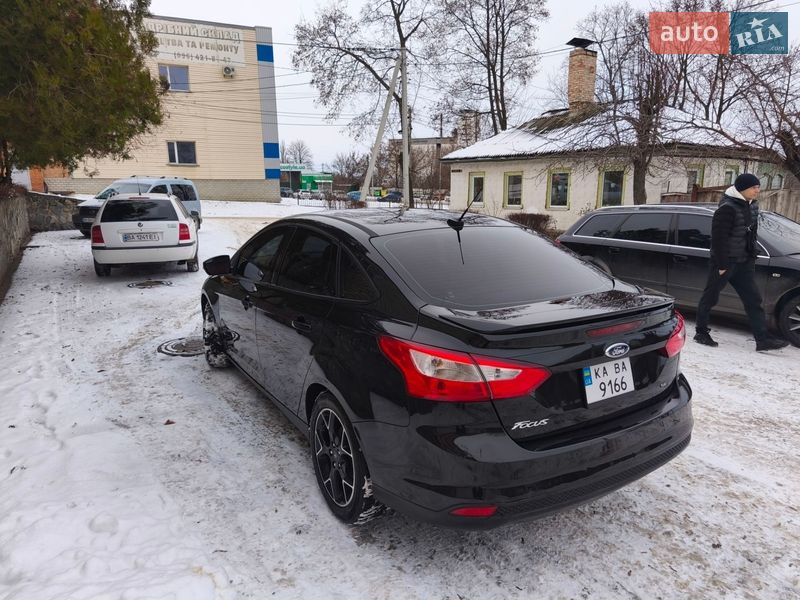 Седан Ford Focus 2013 в Кропивницком