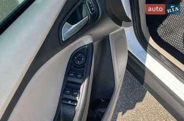 Седан Ford Focus 2015 в Києві