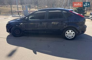 Хэтчбек Ford Focus 2005 в Киеве