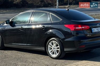 Седан Ford Focus 2017 в Львове