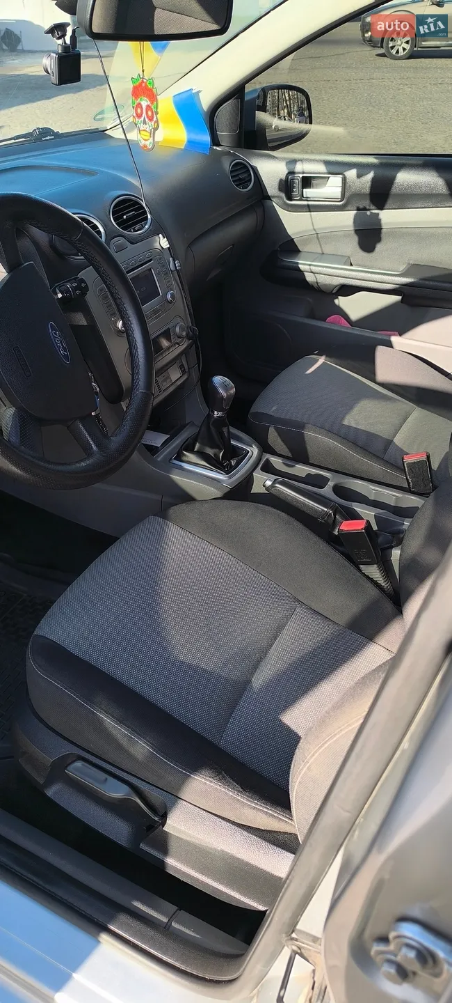 2010 Ford Focus - мініатюра 32