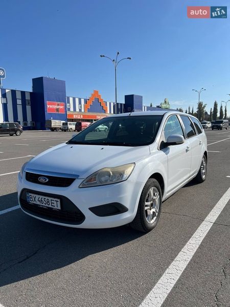 Універсал Ford Focus 2010 в Кам'янець-Подільському