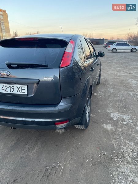 Хэтчбек Ford Focus 2007 в Каменском
