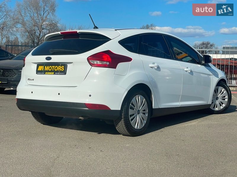 Хэтчбек Ford Focus 2017 в Киеве