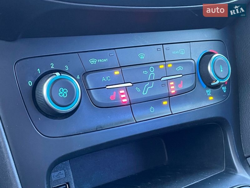 Хэтчбек Ford Focus 2017 в Киеве