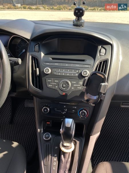 Седан Ford Focus 2015 в Львове
