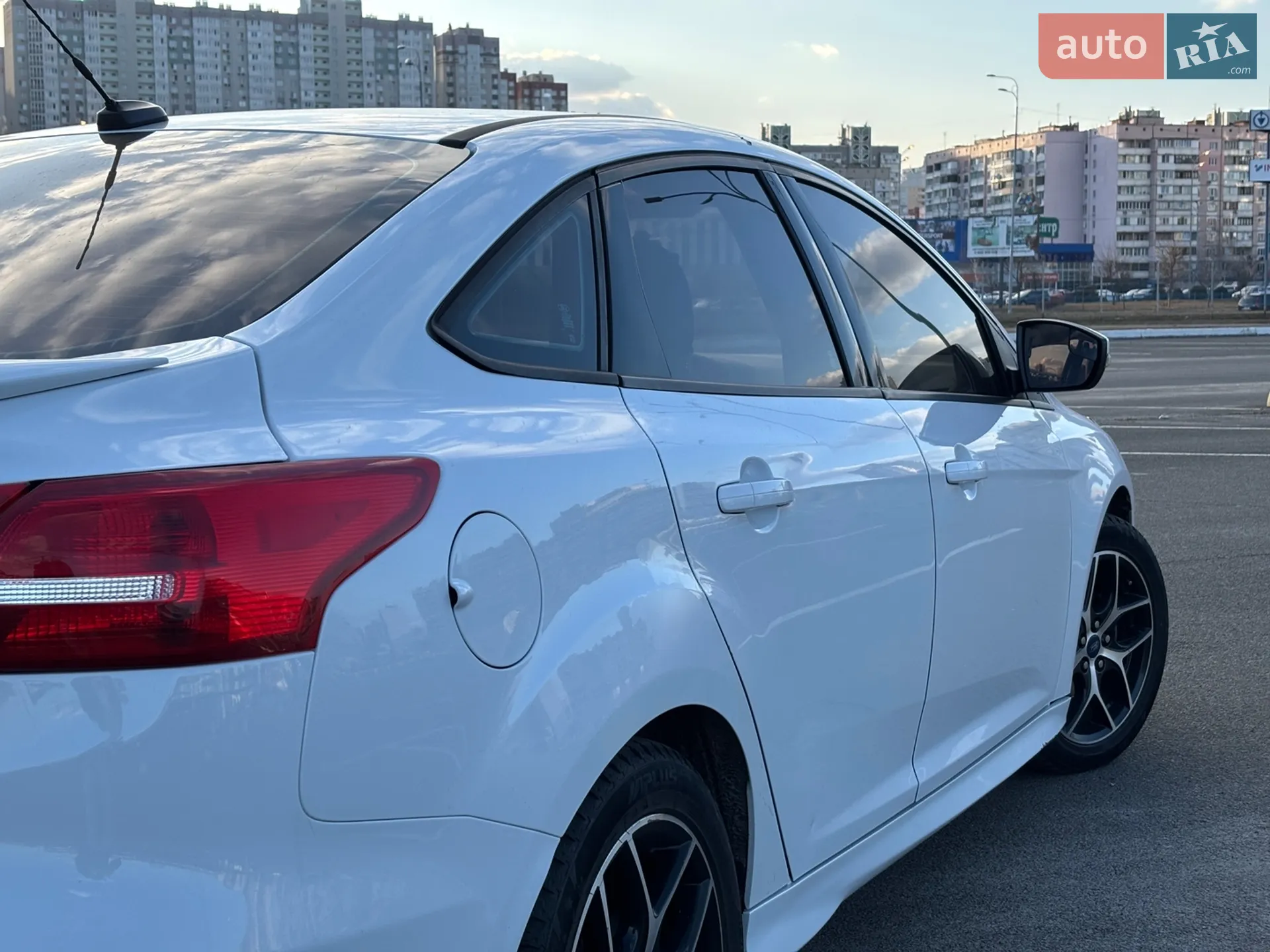 2015 Ford Focus - мініатюра 18