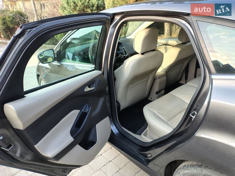 Хетчбек Ford Focus 2015 в Івано-Франківську