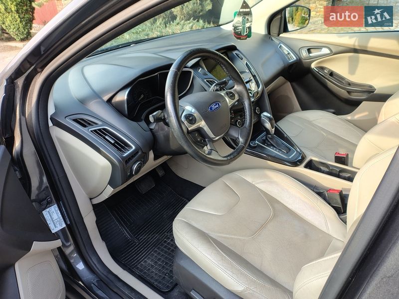 Хетчбек Ford Focus 2015 в Івано-Франківську