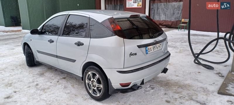 Хэтчбек Ford Focus 2004 в Славуте