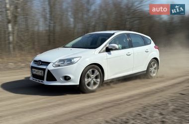 Хетчбек Ford Focus 2014 в Житомирі