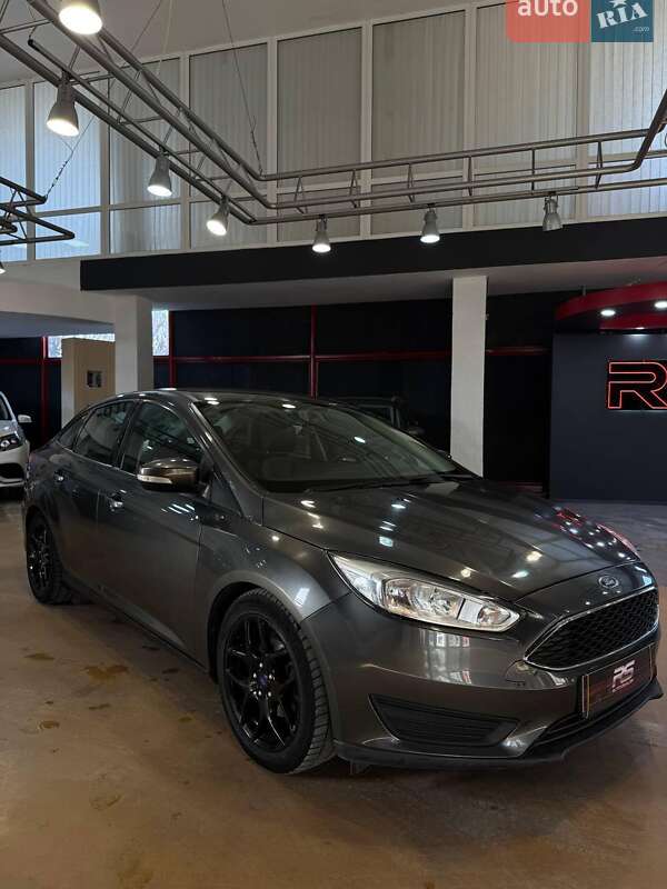 Седан Ford Focus 2016 в Запорожье