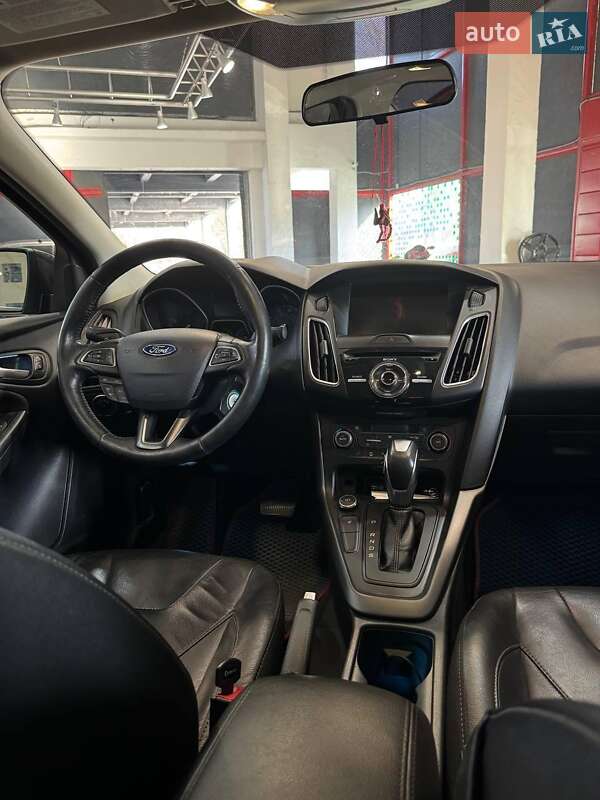 Седан Ford Focus 2016 в Запорожье