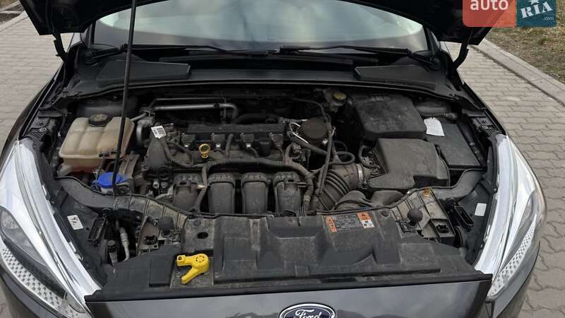 Седан Ford Focus 2015 в Львове