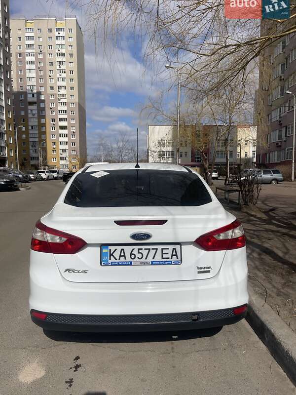 Седан Ford Focus 2013 в Киеве фото 7 Седан Ford Focus 2013 в Киеве